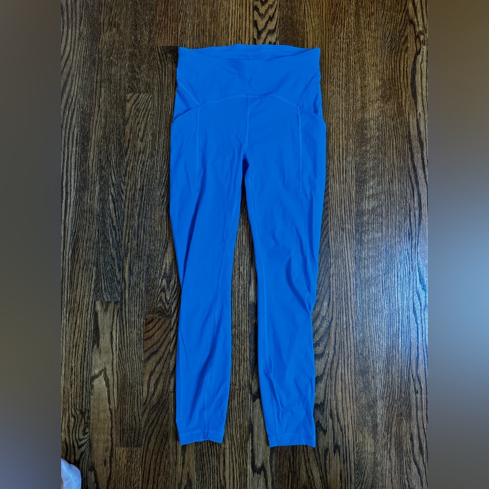 Lululemon Luxtreme 25” Bright Blue Leggings size 6